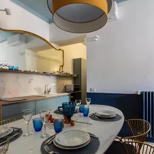 Rasella44, Blu Roma